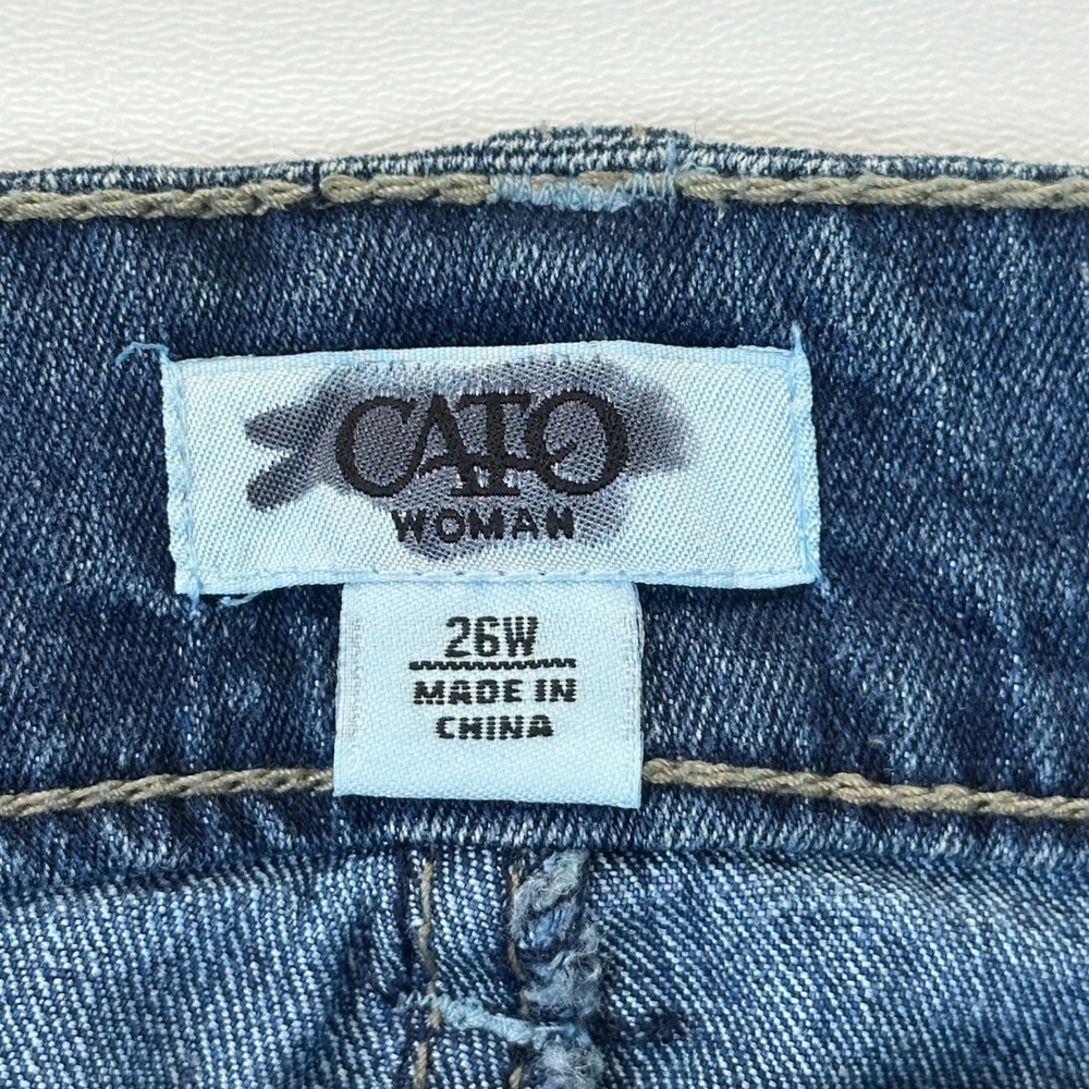 Women's Denim Bermuda Shorts - Blue - Picture 4 of 11